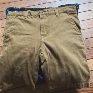 Slim khaki shorts